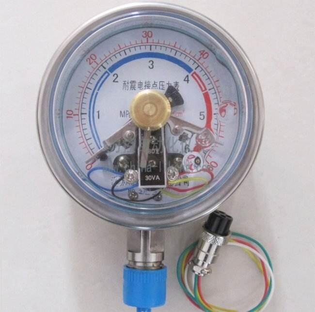 耐震电接点压力表